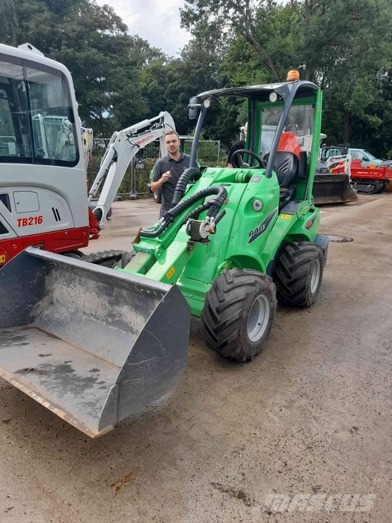 Avant 640i Skid steer mini utovarivači