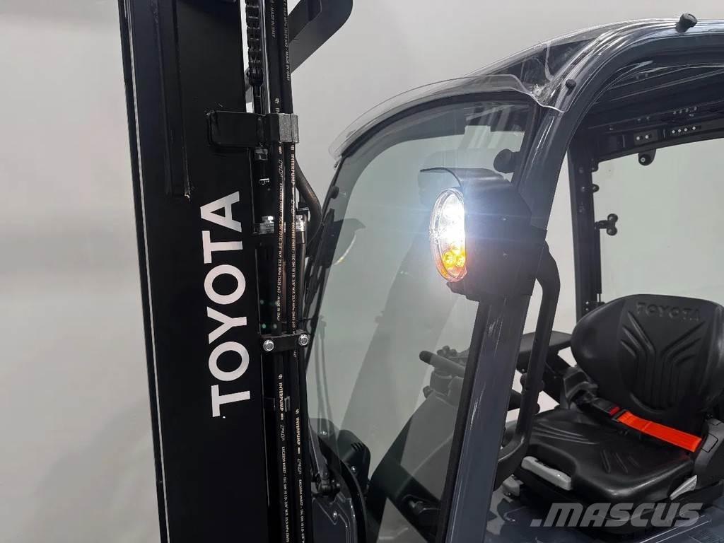 Toyota 8 FBM 20 T Električni viljuškari