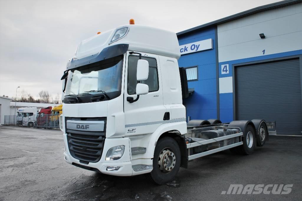 DAF CF 440 FAN Kamioni-šasije