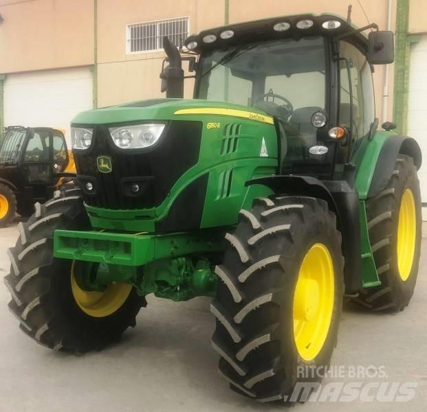 John Deere 6150 R Traktori