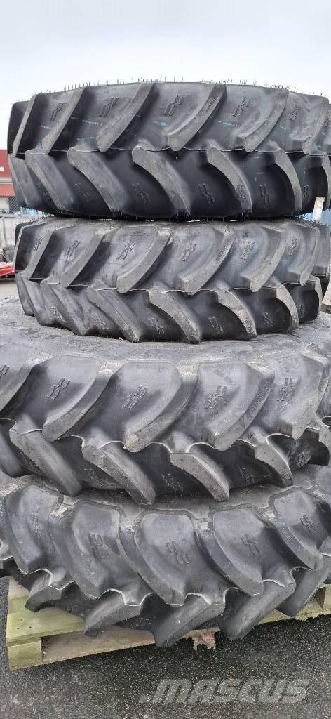 New Holland T5.110 Gume, točkovi i felne