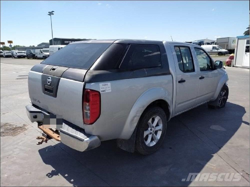 Nissan Navara 1 Pik up kamioni