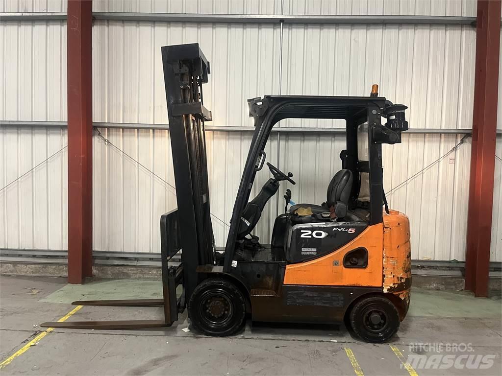 Doosan D20SC-5 Dizelski viljuškari