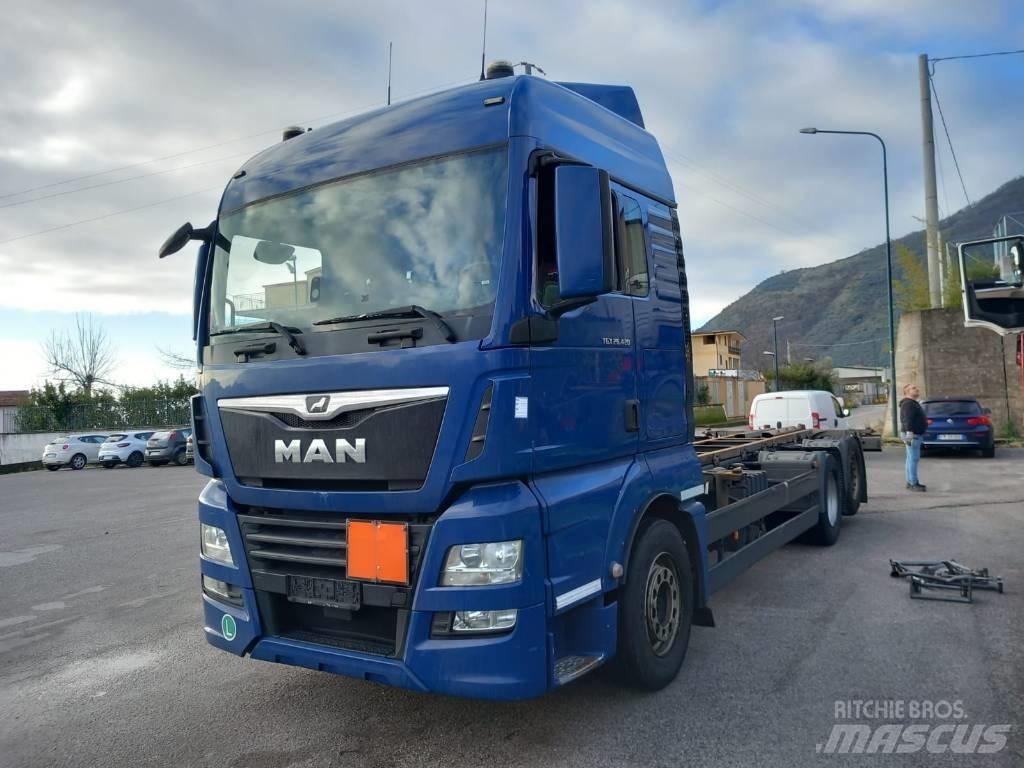 MAN TGX 26.420 Autotransporteri