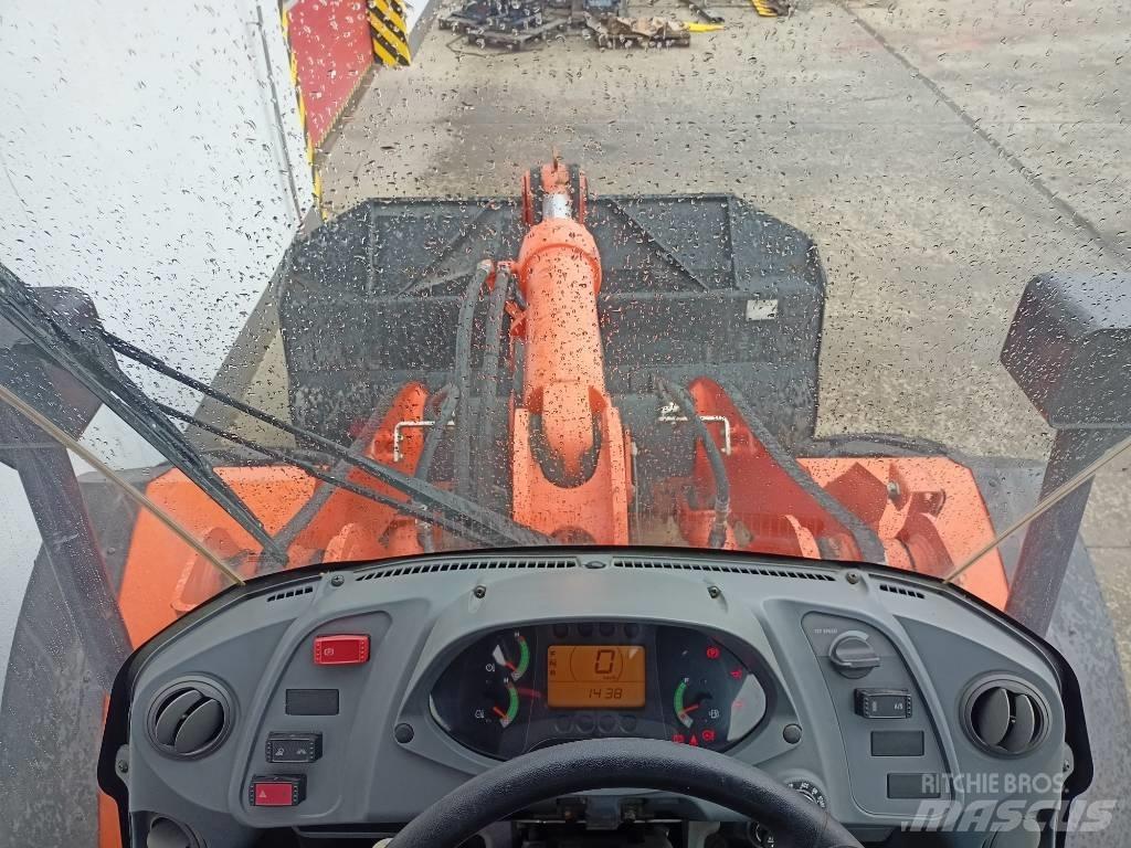 Hitachi ZW150 Utovarivači na točkove