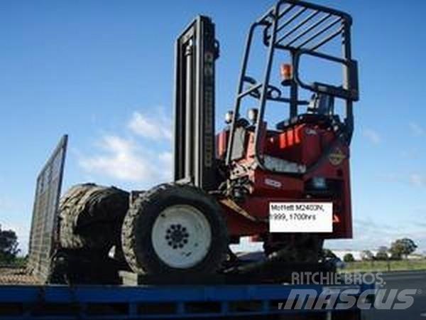 Moffett M2403N Vanterenski viljuškar