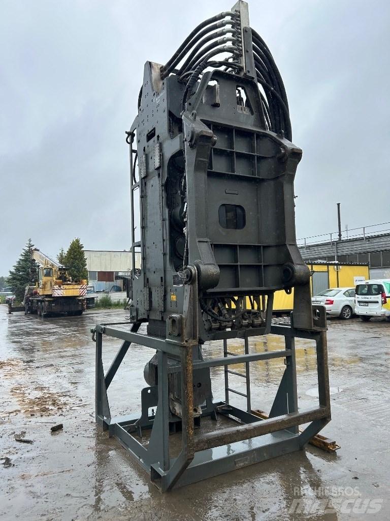 Liebherr LV36 Vibracijoni zabijači stubova