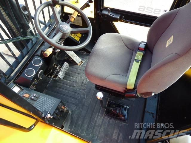 JCB 926 Vanterenski viljuškar