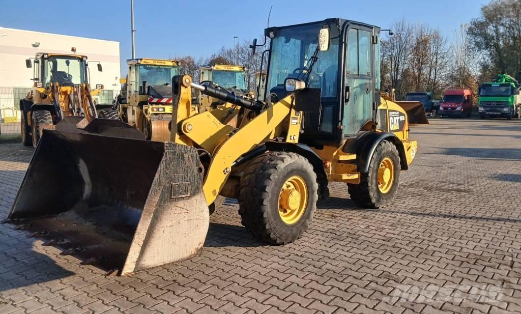 CAT 907 H 2 Utovarivači na točkove