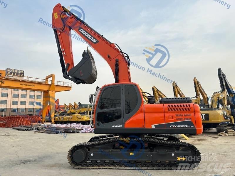 Doosan DX 225 LC-9C Bageri guseničari