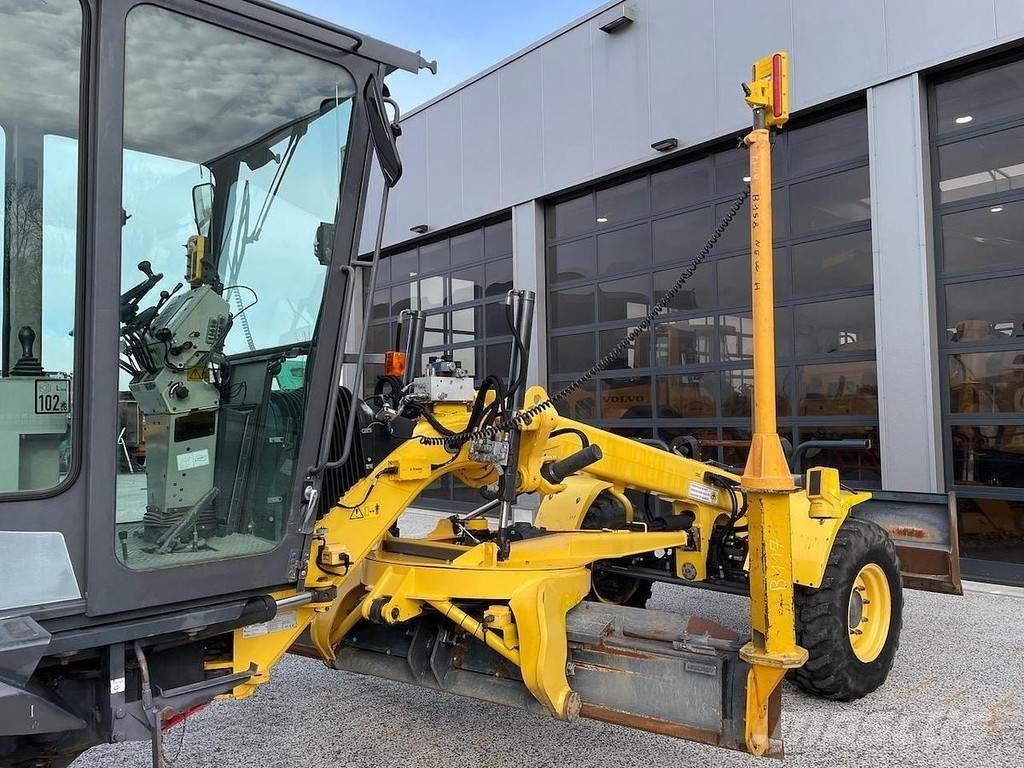 New Holland F106.6 Grejderi