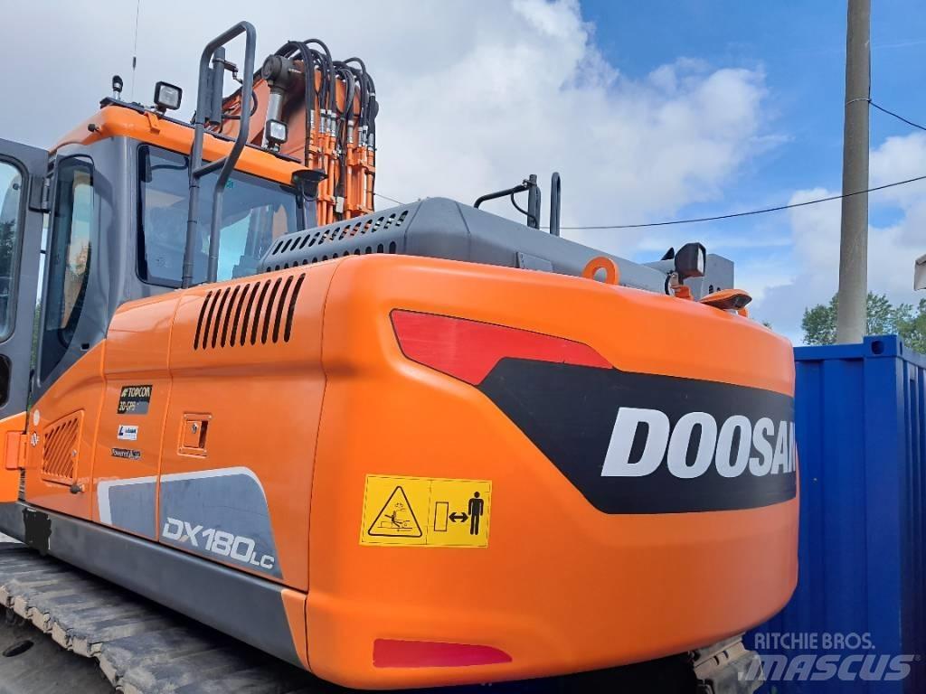 Doosan DX180LC-5 Bageri guseničari
