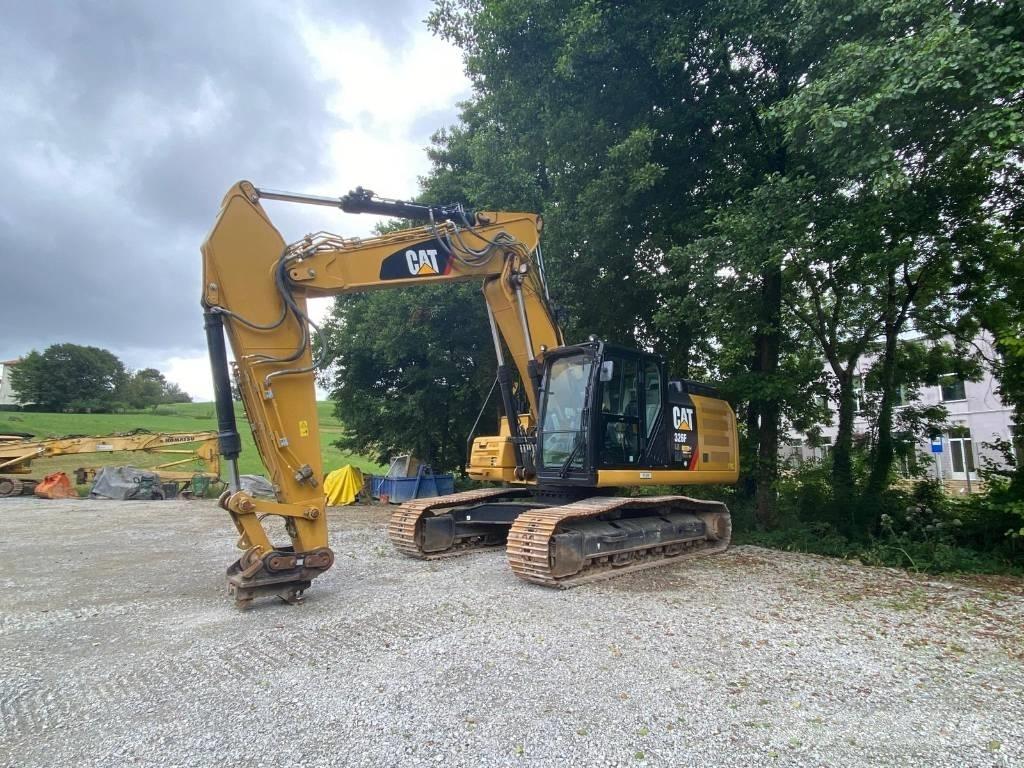 CAT 326 F Bageri guseničari