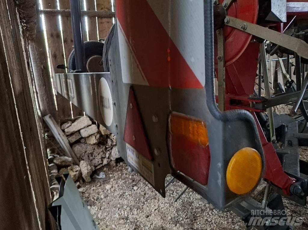 Fella Th1100 Okretači i sakupljači sena