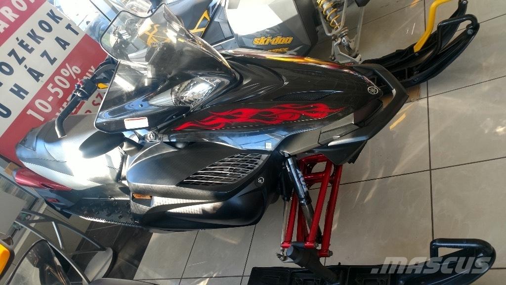 Yamaha Apex 1000 Motorne sanke
