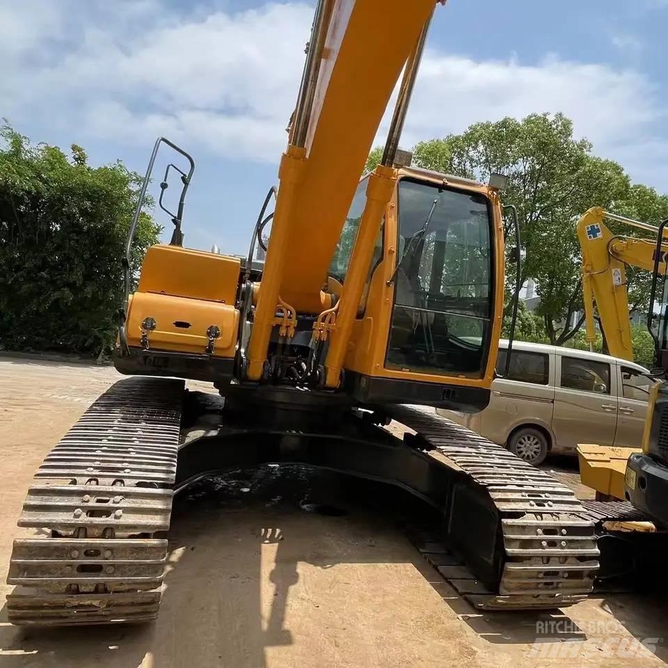 Hyundai R220-9s Bageri guseničari