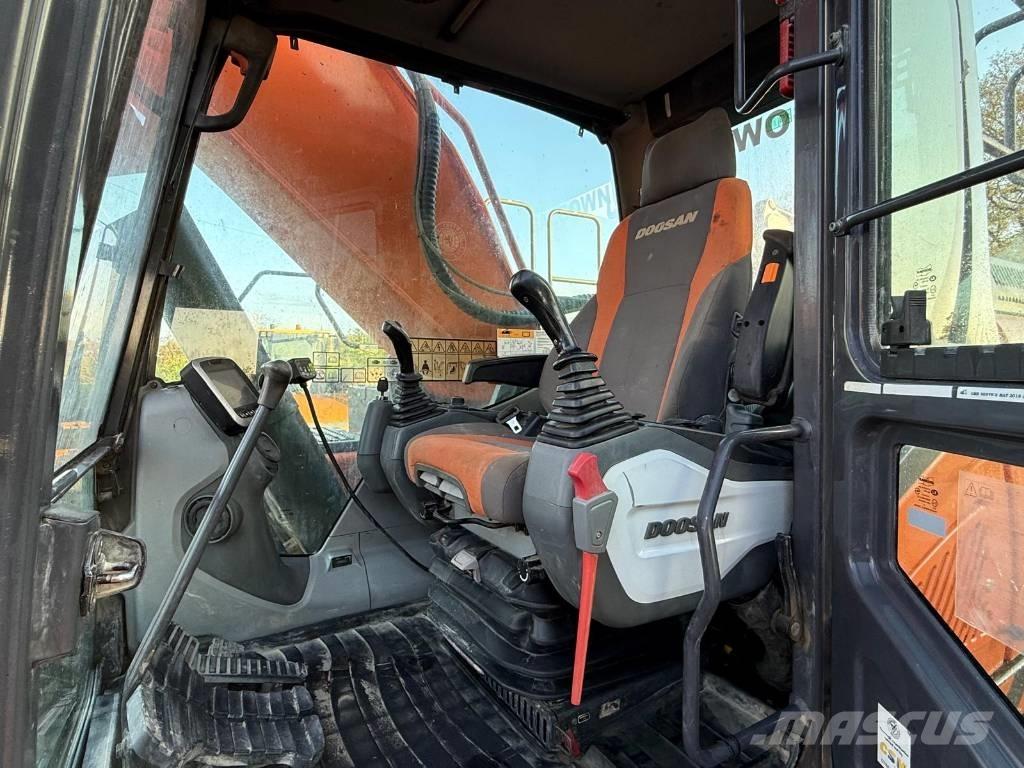 Doosan DX 340 LC Bageri guseničari