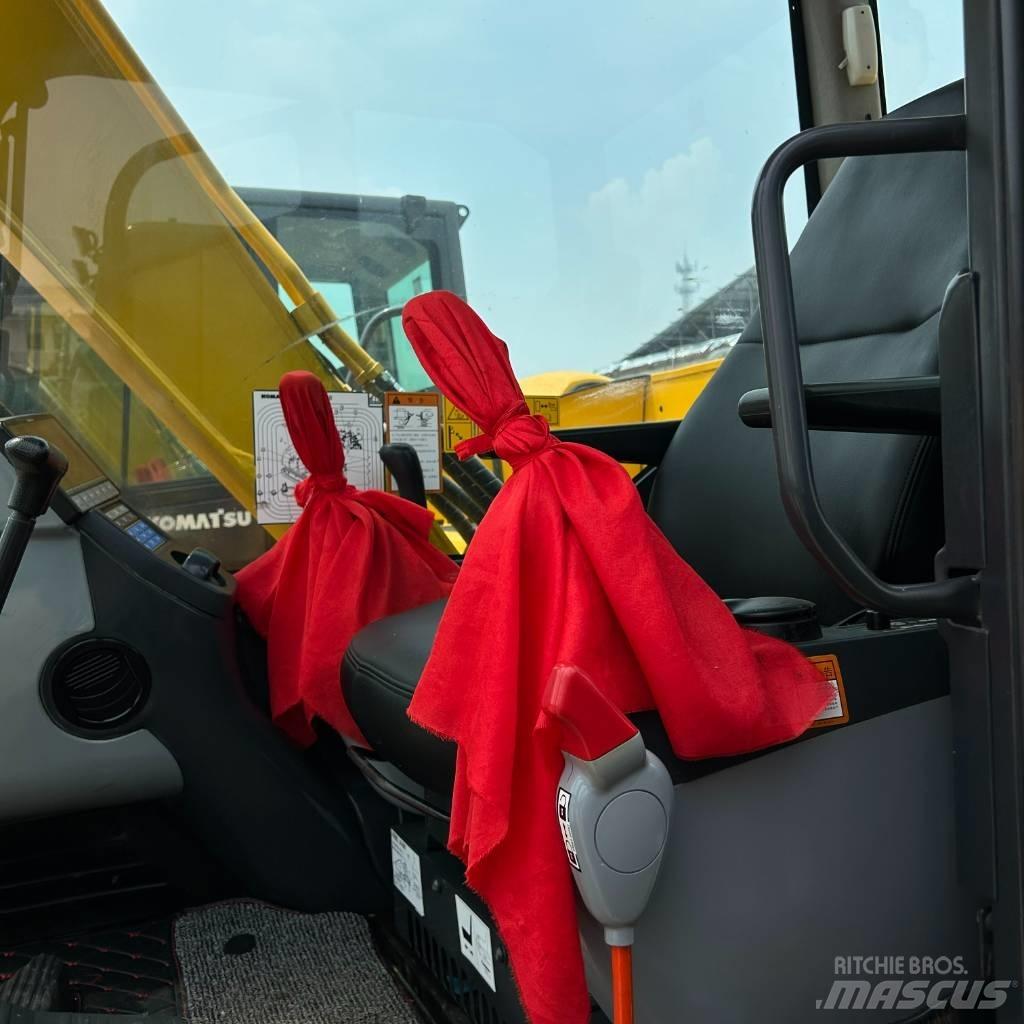 Komatsu 60-8 Bageri guseničari