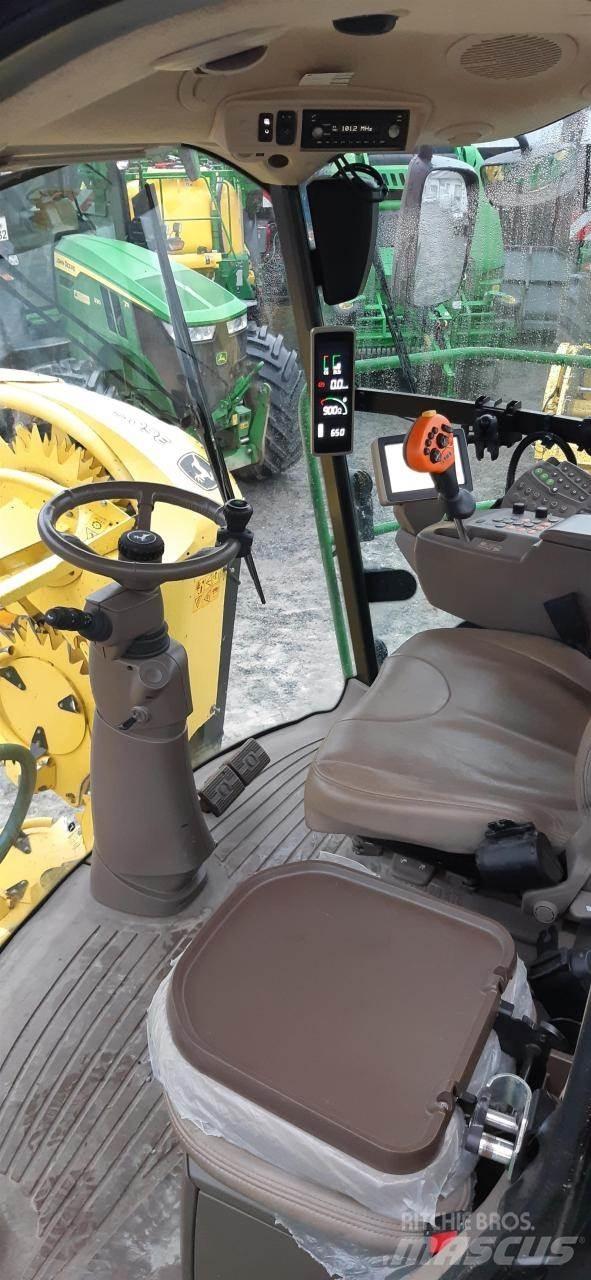 John Deere 8400i Mašine za stočnu hranu sa sopstvenim pogonom