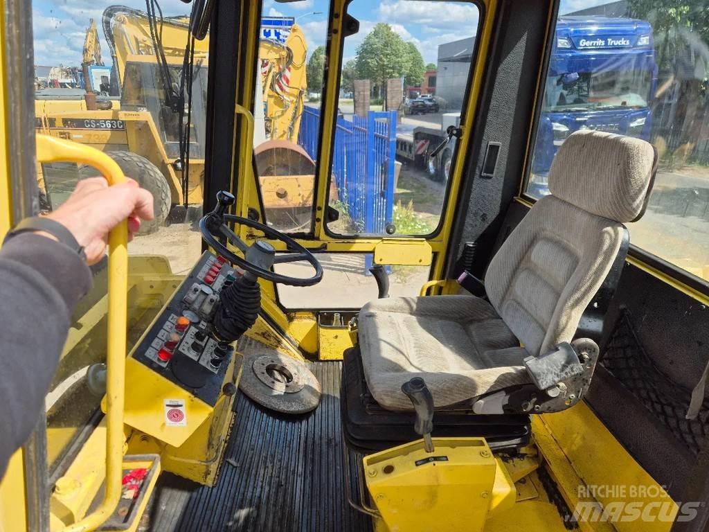 Bomag BW 144 AD-2 Valjci sa duplim bubnjem