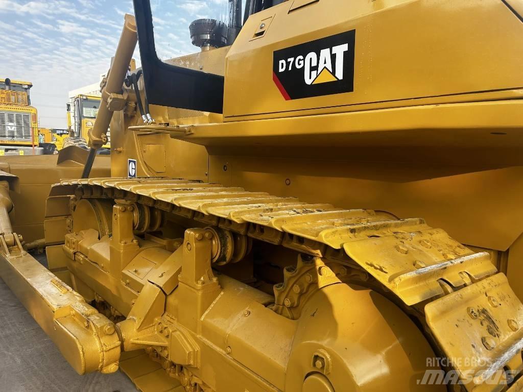 CAT D 7 G Buldožeri guseničari