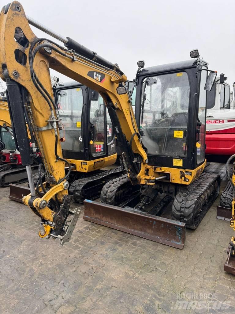 CAT 302.7 D Mini bageri < 7t