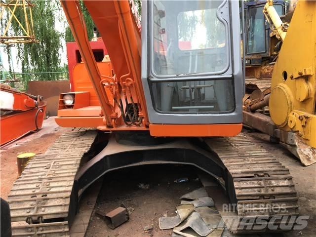 Hitachi EX100 Bageri guseničari