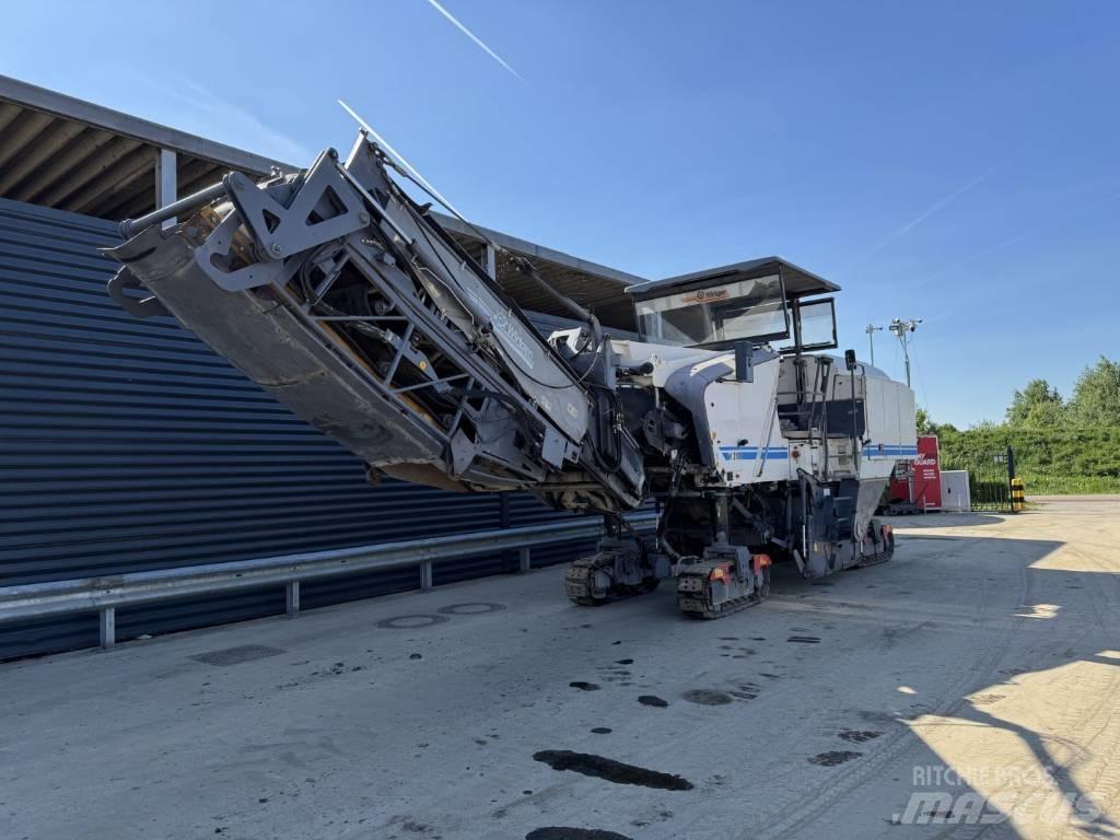 Wirtgen W 210 Freze za asfalt