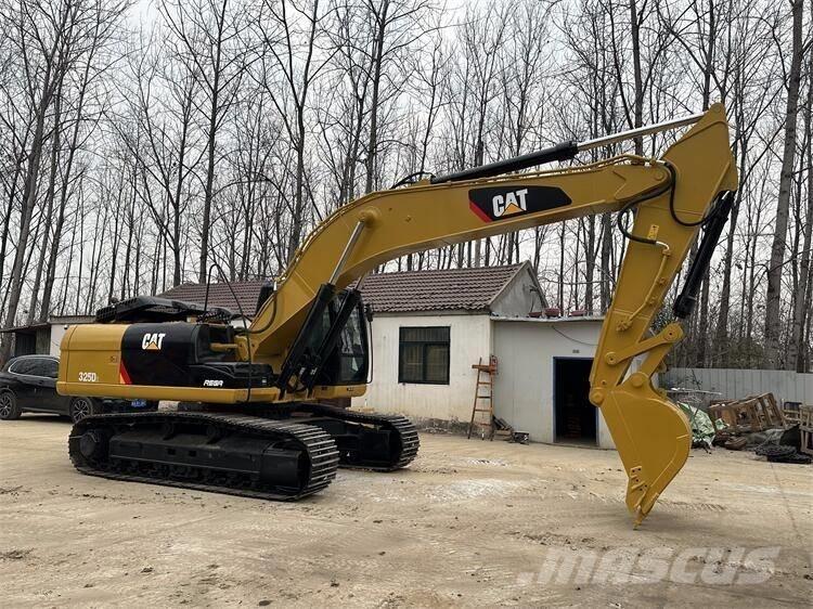 CAT 325D2 Bageri guseničari