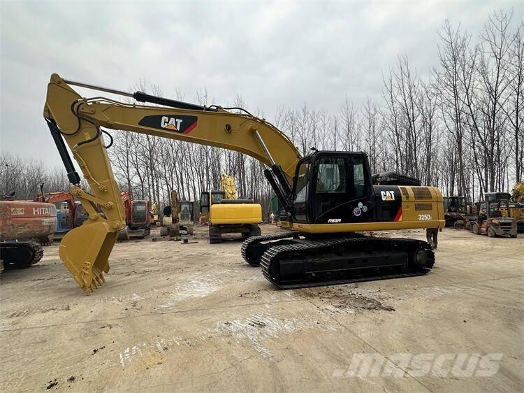 CAT 325D2 Bageri guseničari