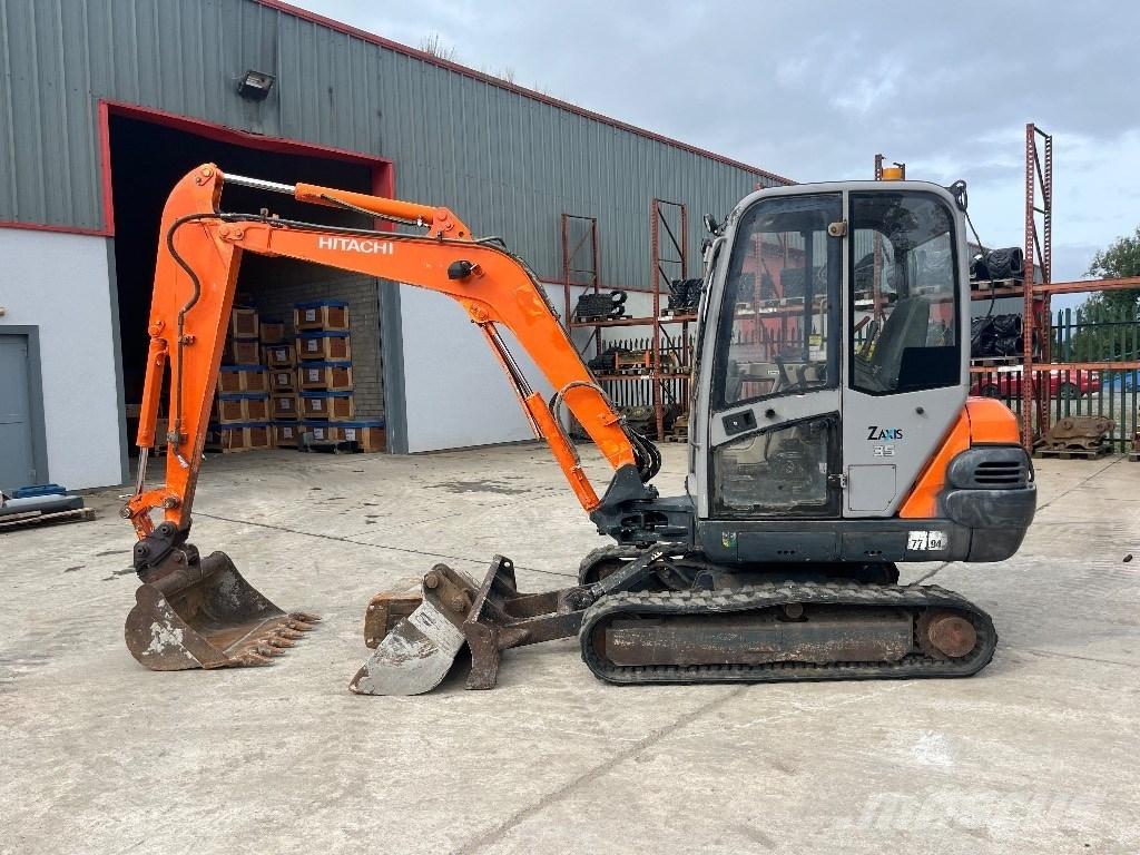Hitachi ZX 35 CLR Mini bageri < 7t