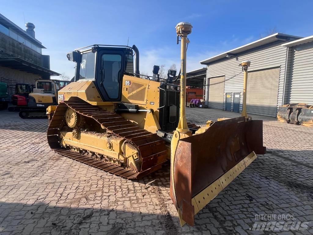 CAT D5-17 LGP Buldožeri guseničari