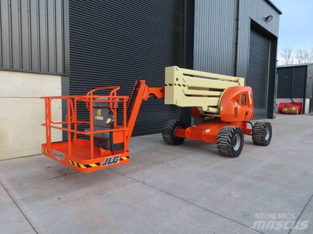 JLG 450 AJ Zglobne podizne platforme