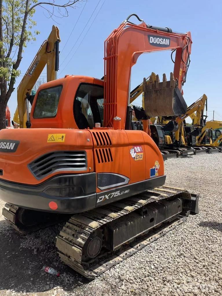 Doosan DX75 Mini bageri < 7t
