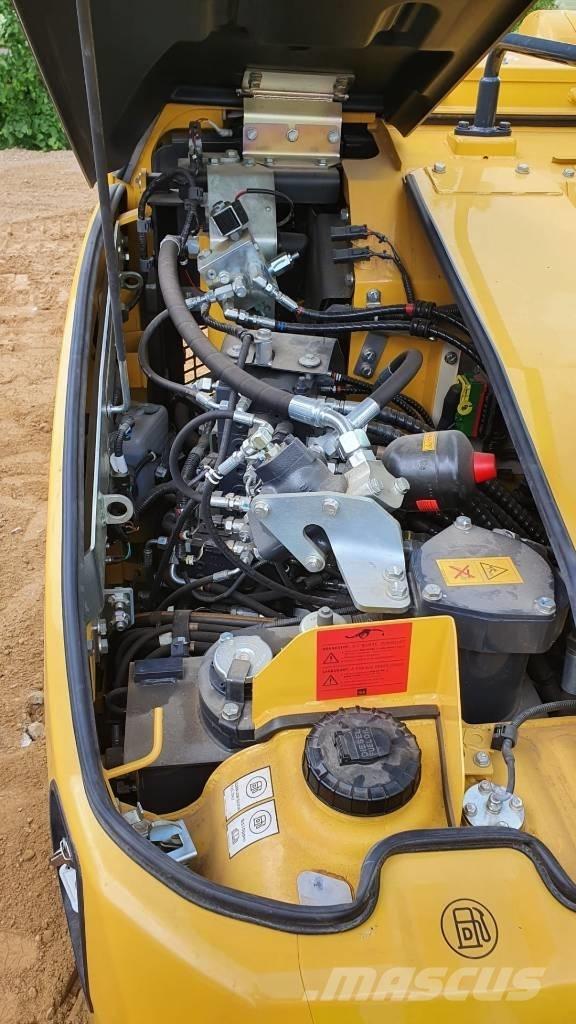 Komatsu PC88 MR-11E0 Midi bageri 7t – 12t