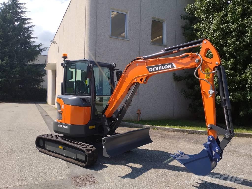 Develon DX 35 Z-7 Mini bageri < 7t