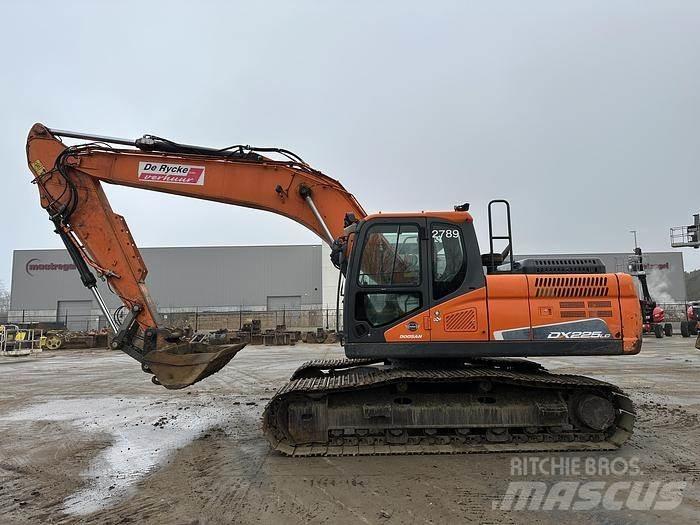 Doosan DX225LC-5 Polovni specijalni bageri
