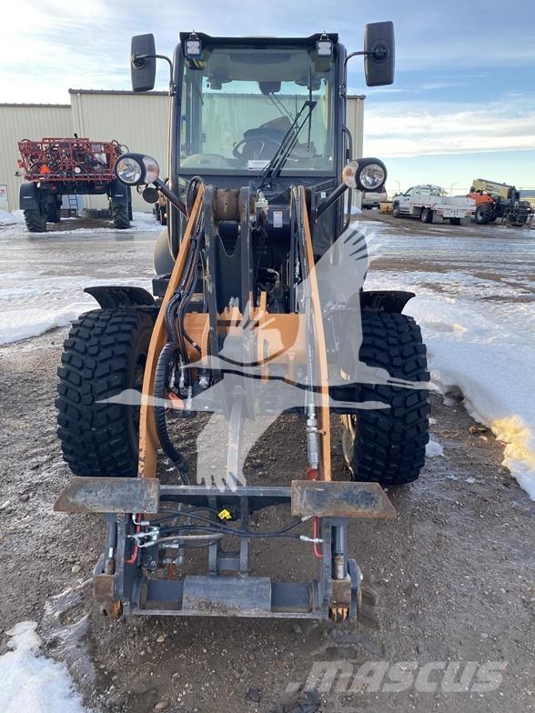 CASE 221F Utovarivači na točkove