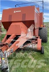 Hesston 4910 Prese/balirke za četvrtaste bale