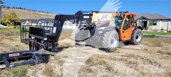 JLG 742 Teleskopski viljuškari