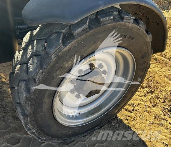 JLG G6-42A Teleskopski viljuškari