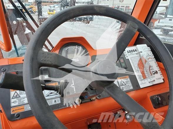 SkyTrak 10054 Teleskopski viljuškari