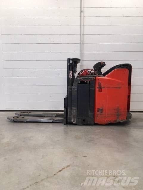 Linde D12HPSP/133 Samopogonski ručni viljuškari