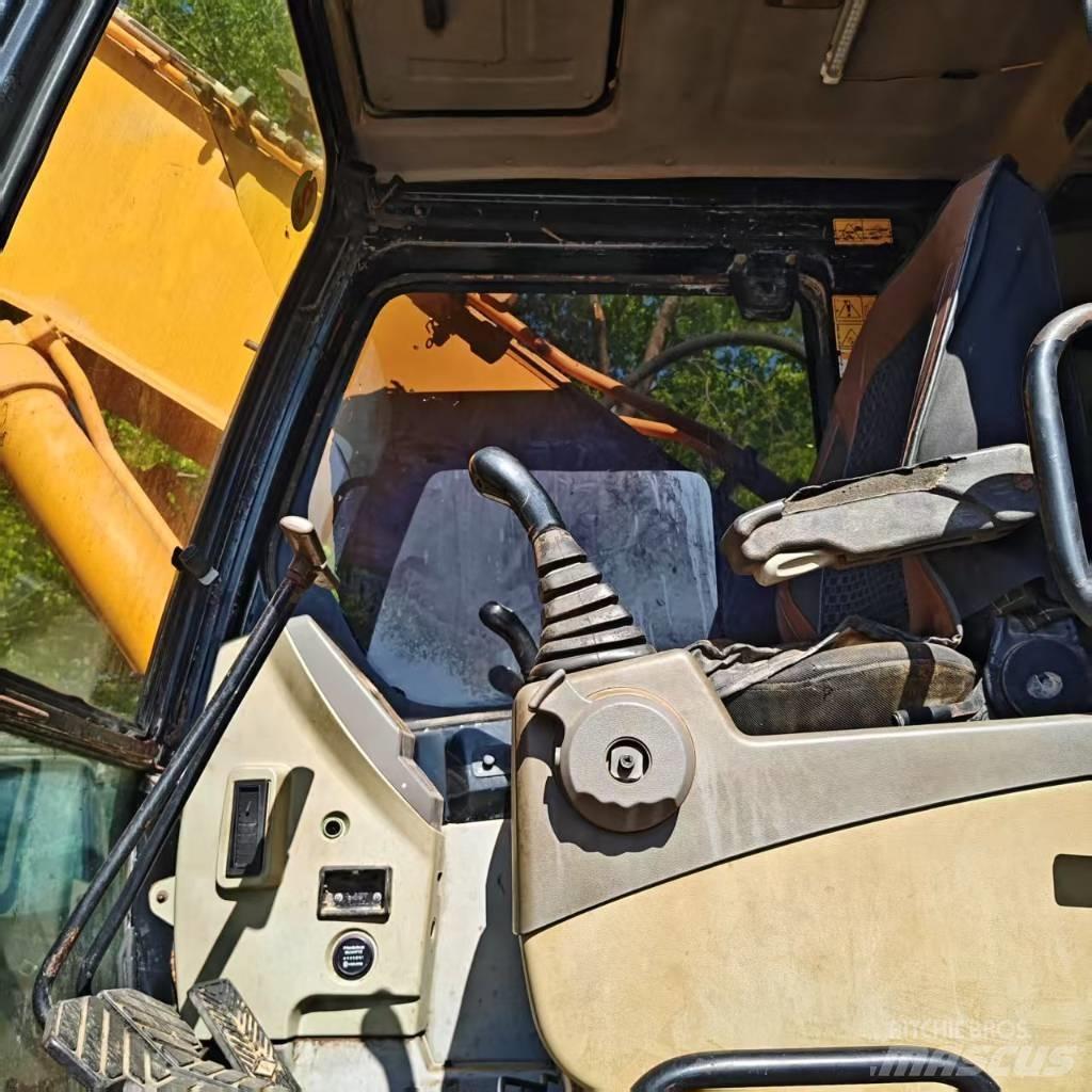 Hyundai Robex 305-7 Bageri guseničari