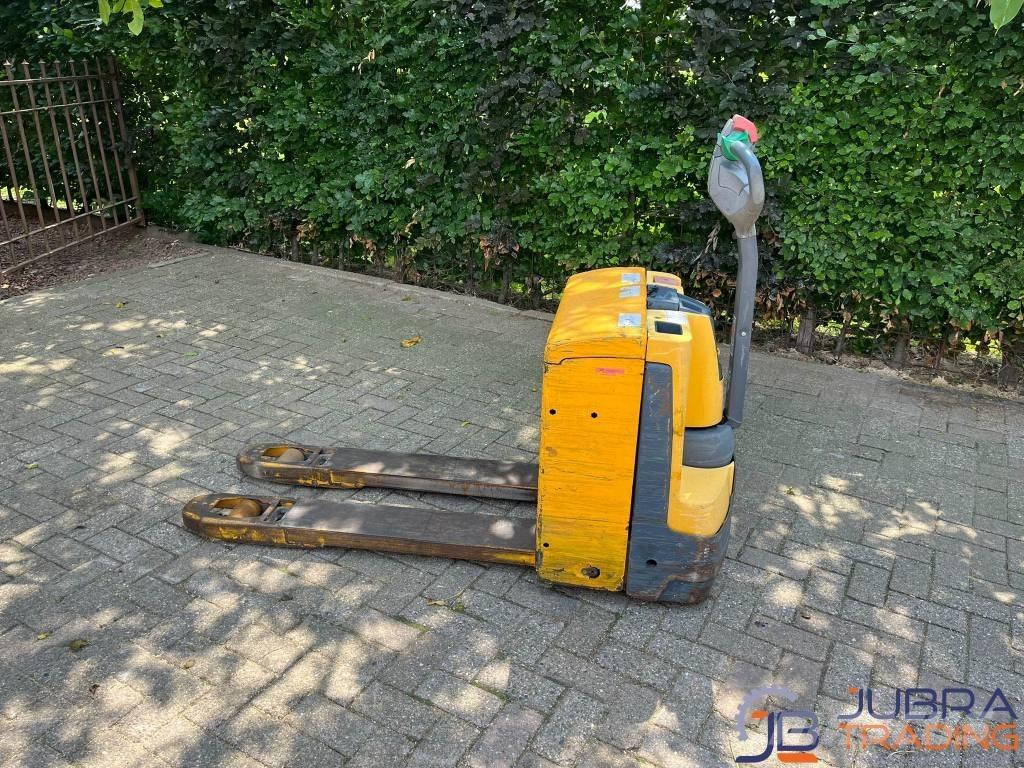 Jungheinrich EJE 118 Ručni električni viljuškar