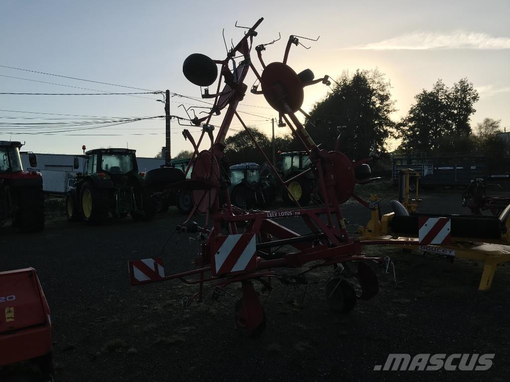 Lely LOTUS 770 Okretači i sakupljači sena