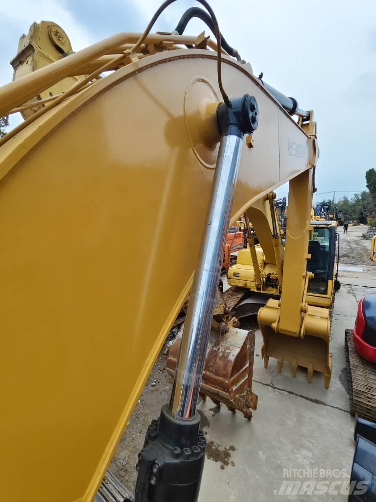 CAT 320 D Bageri guseničari