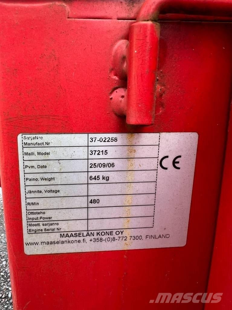 Hakki Pilke 1X37 Cepači za drva, drobilice za drvo i strugači
