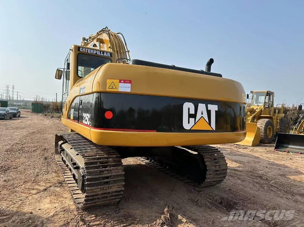 CAT 325 CL Bageri guseničari