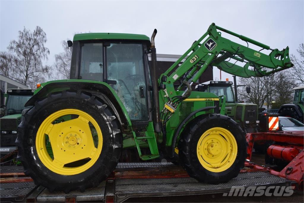 John Deere 6210 Traktori